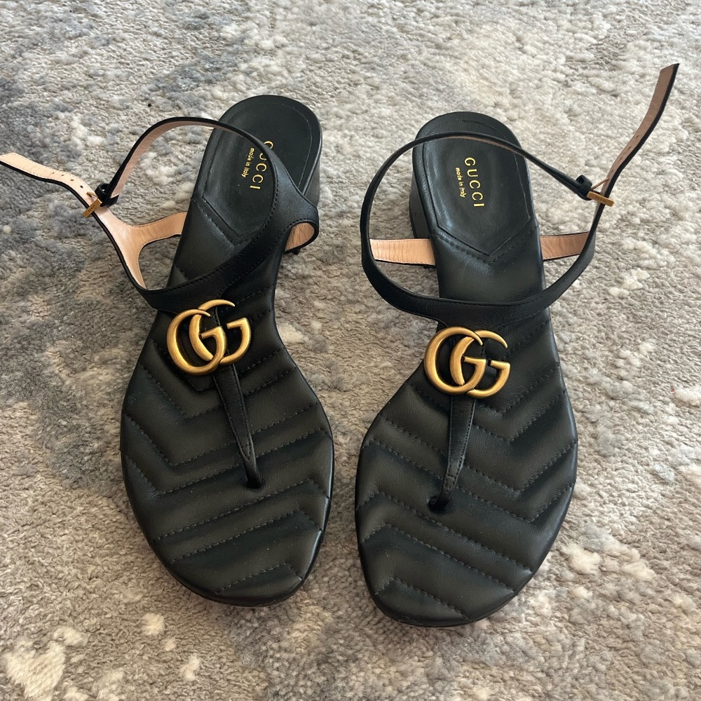 Gucci Double G Heeled Sandal - black size 39.5 / 9.5. BARELY worn!